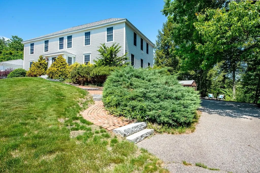 35 Gatchell Way Epping NH 03042
