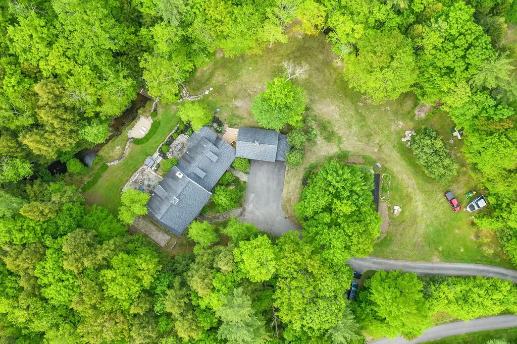 23 Whitehouse Farm Lane Moultonborough NH 03254