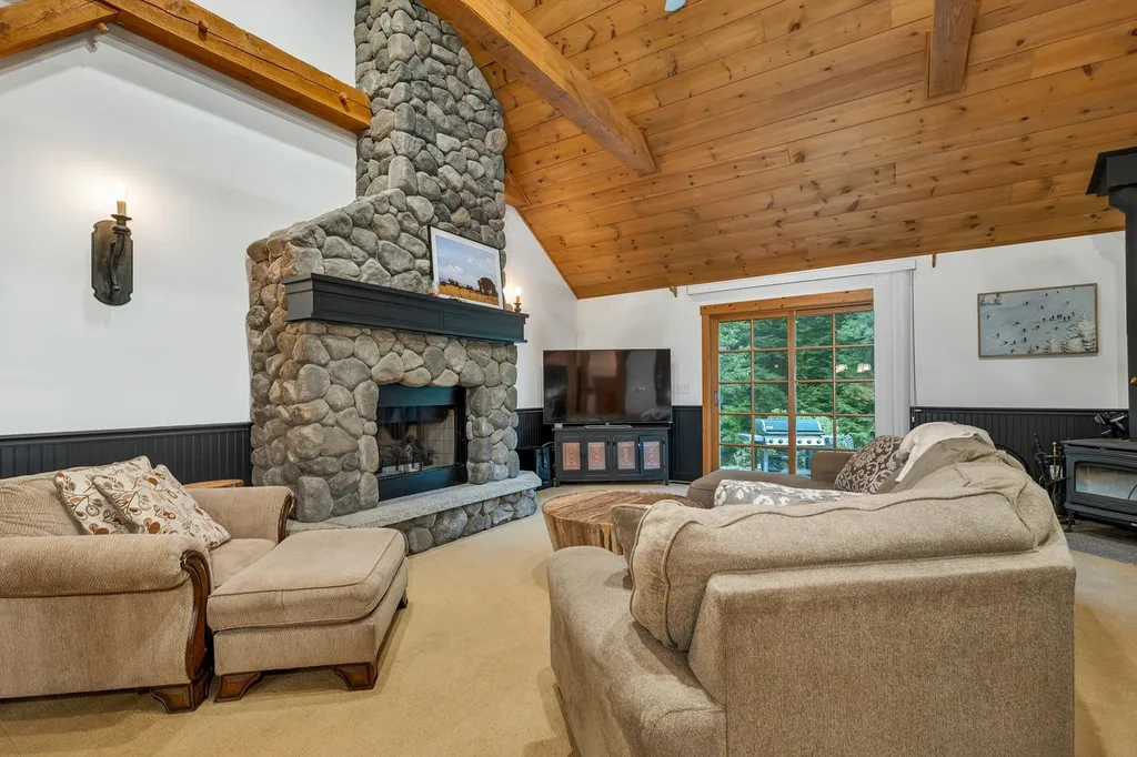 23 Whitehouse Farm Lane Moultonborough NH 03254
