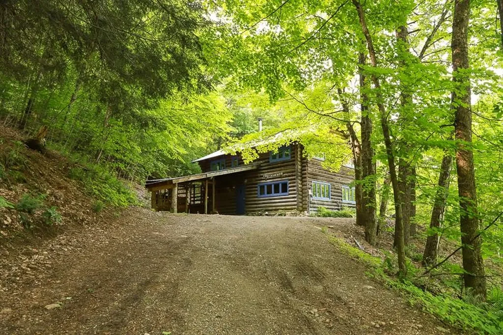 80 Stokes Hill Road Starksboro VT 05487