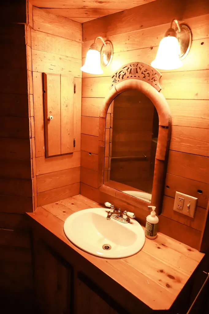 80 Stokes Hill Road Starksboro VT 05487