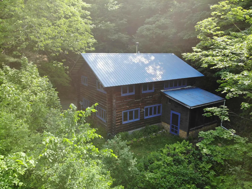 80 Stokes Hill Road Starksboro VT 05487