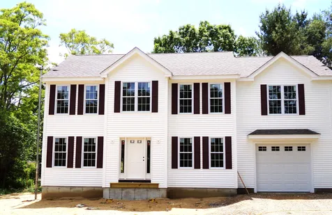 21 Pages Lane Seabrook NH 03874
