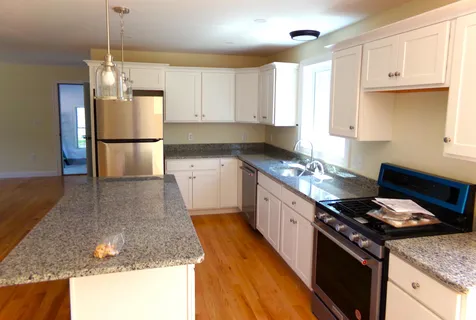 21 Pages Lane Seabrook NH 03874