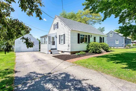 8 Willard Road Dover NH 03820