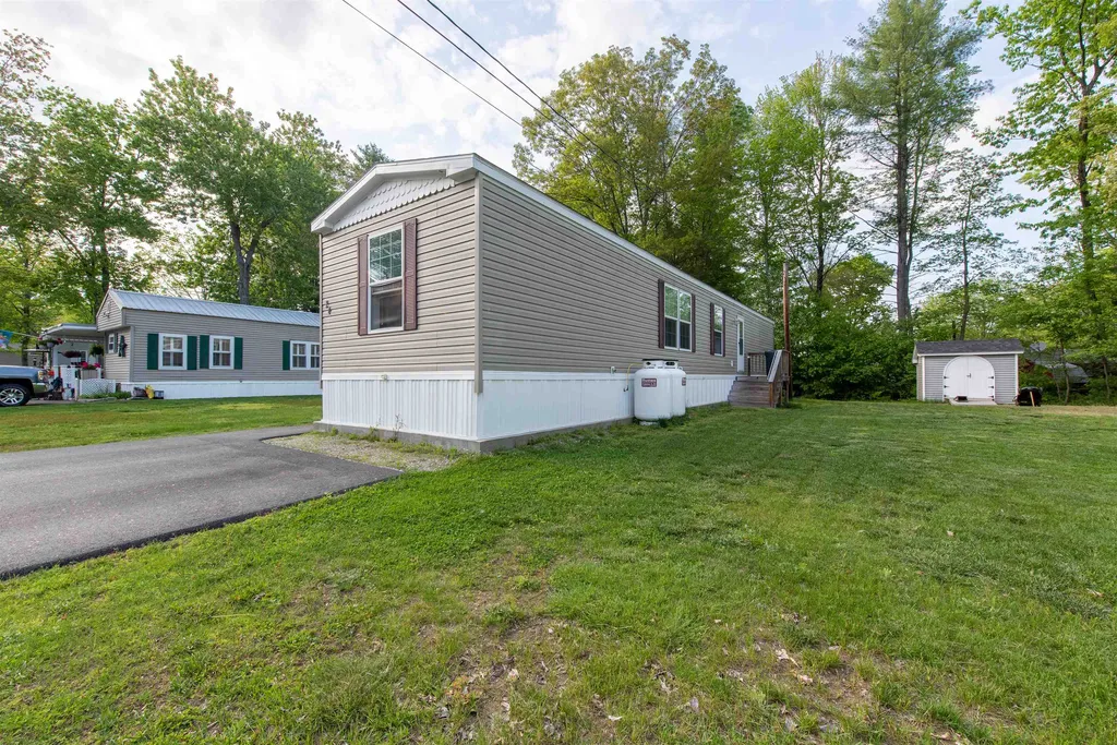 24 Skyline Drive Concord NH 03303