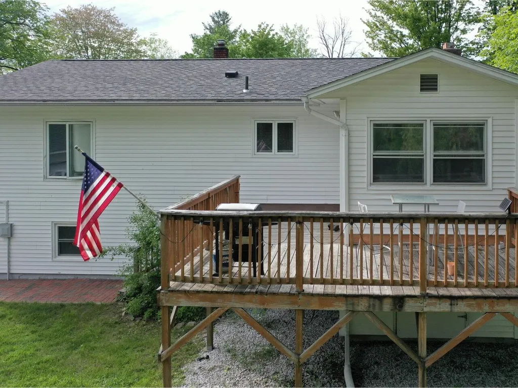 253 Bay Road Shelburne VT 05482