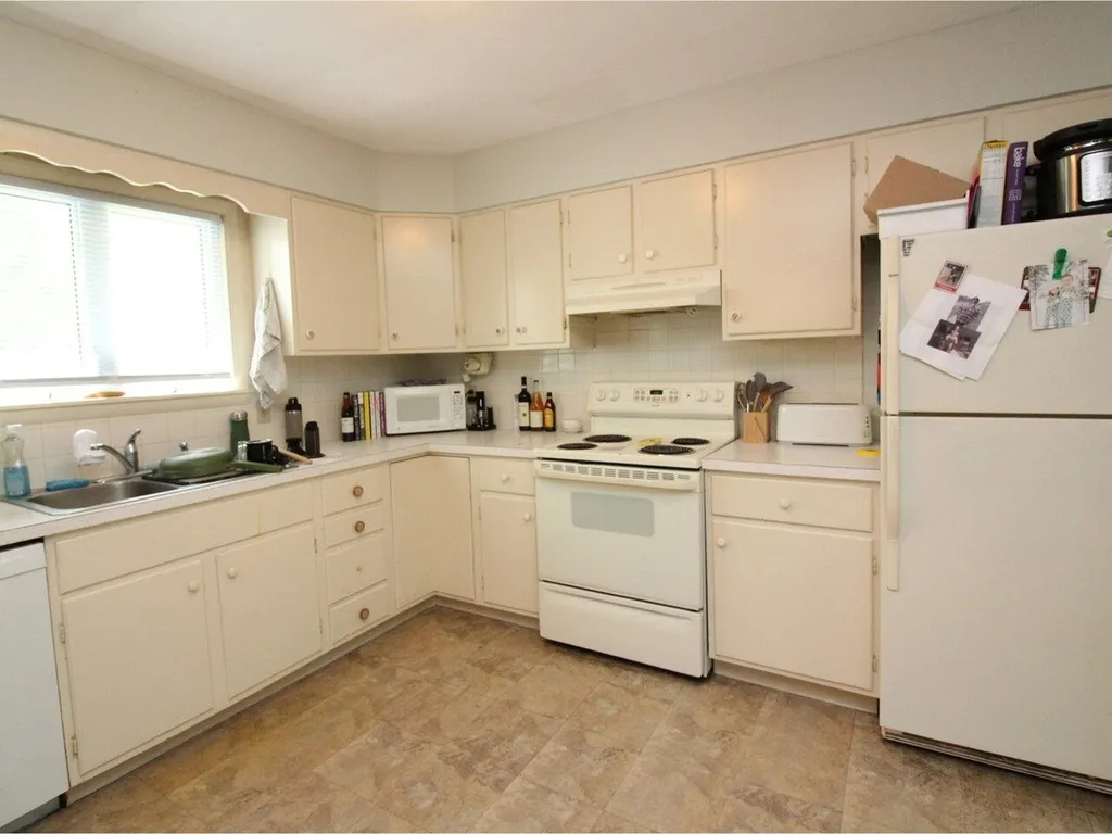 253 Bay Road Shelburne VT 05482