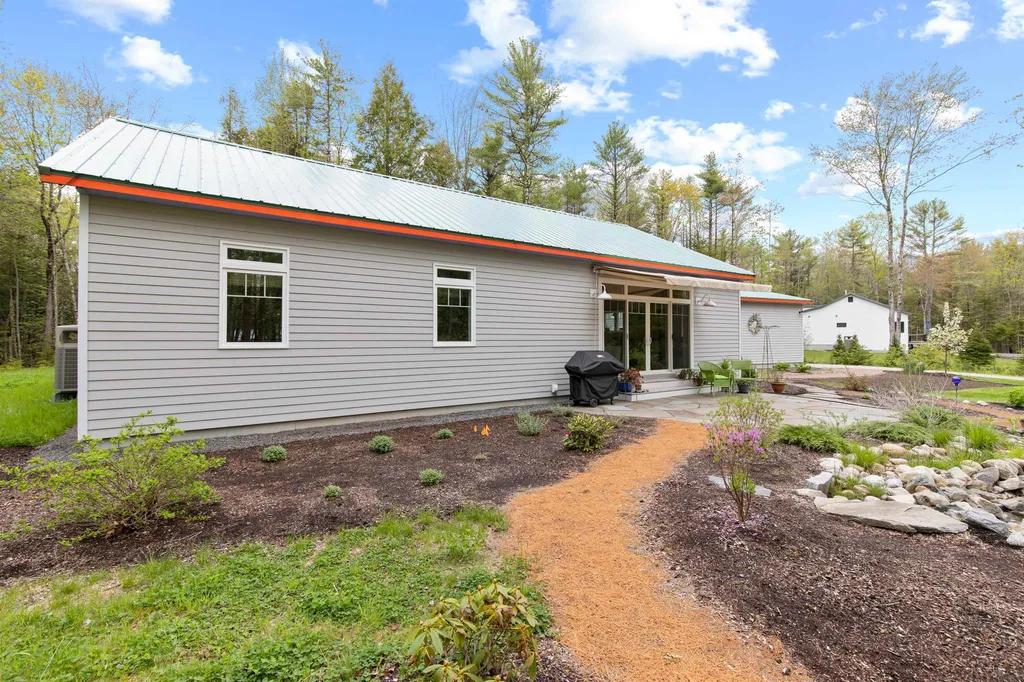 60 Conifer Way Arundel ME 04046