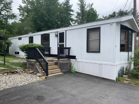 71 Crystal Springs Way Somersworth NH 03878
