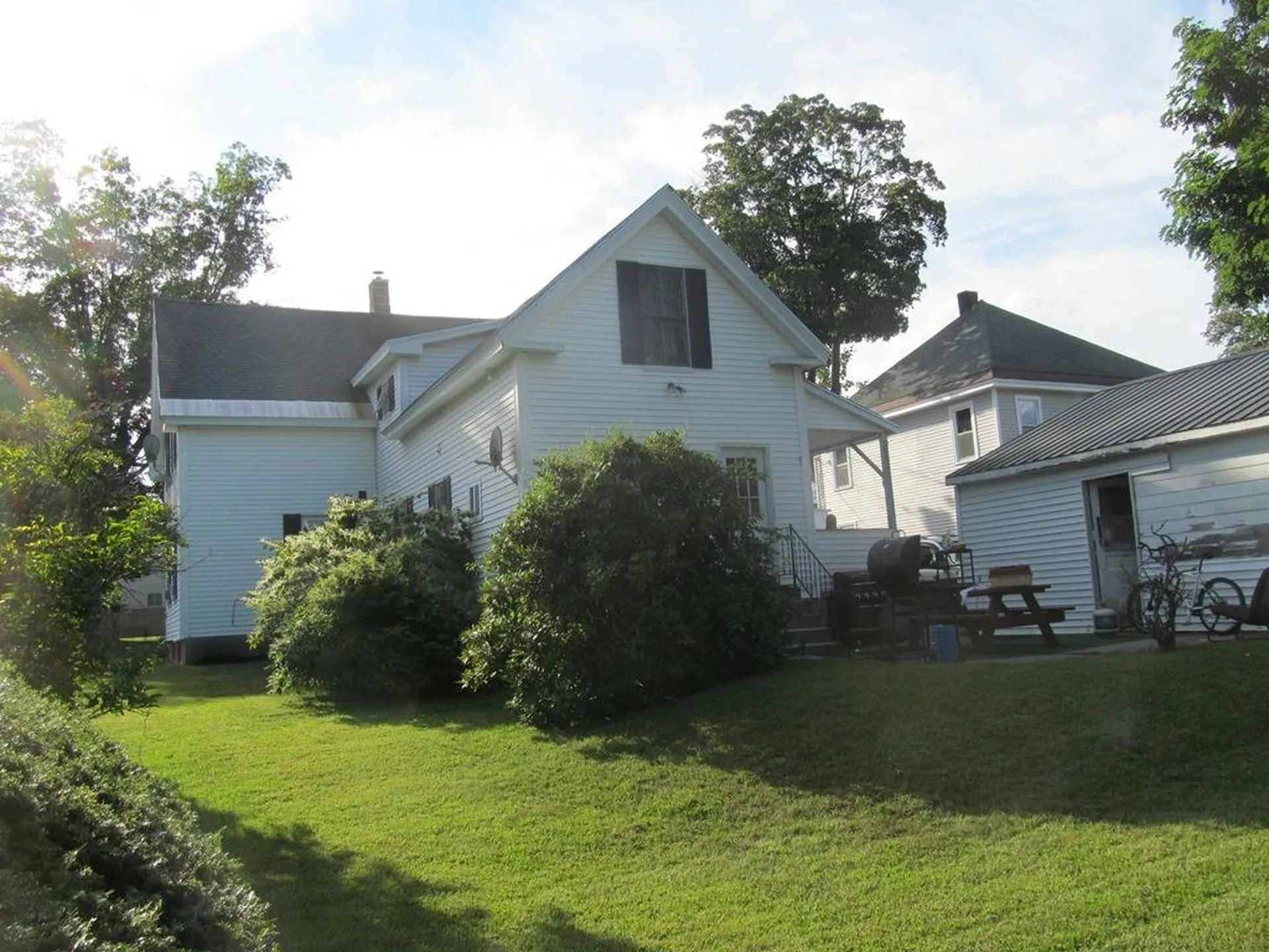 12 Henry Street Claremont NH 03743