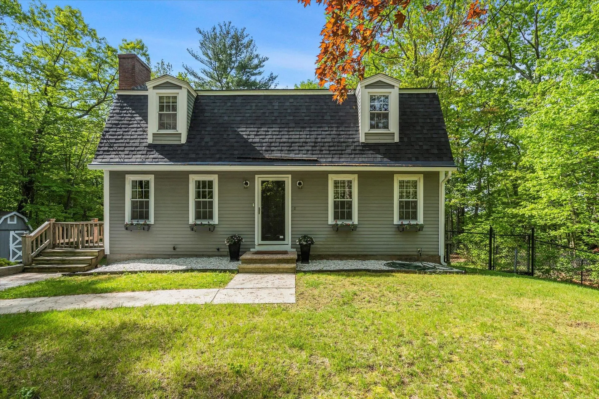 38 Carriage Lane Hooksett NH 03106