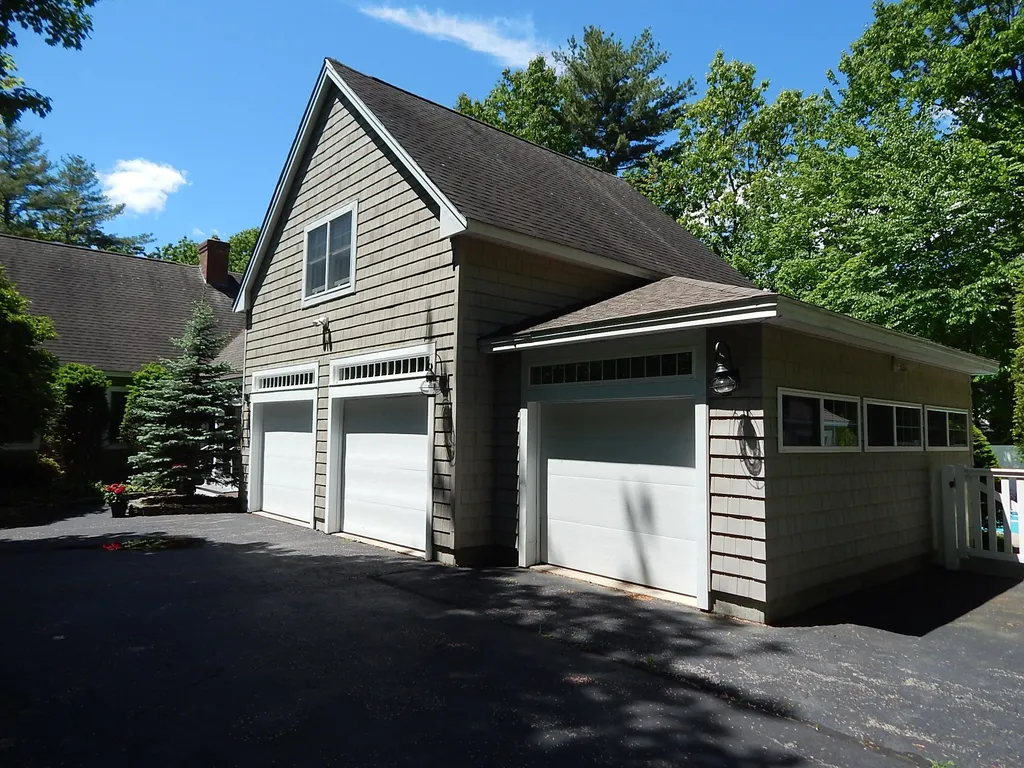 11 Quarry Drive Rochester NH 03867