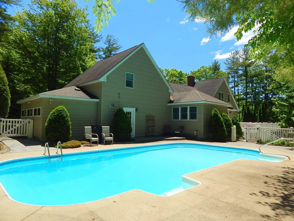 11 Quarry Drive Rochester NH 03867