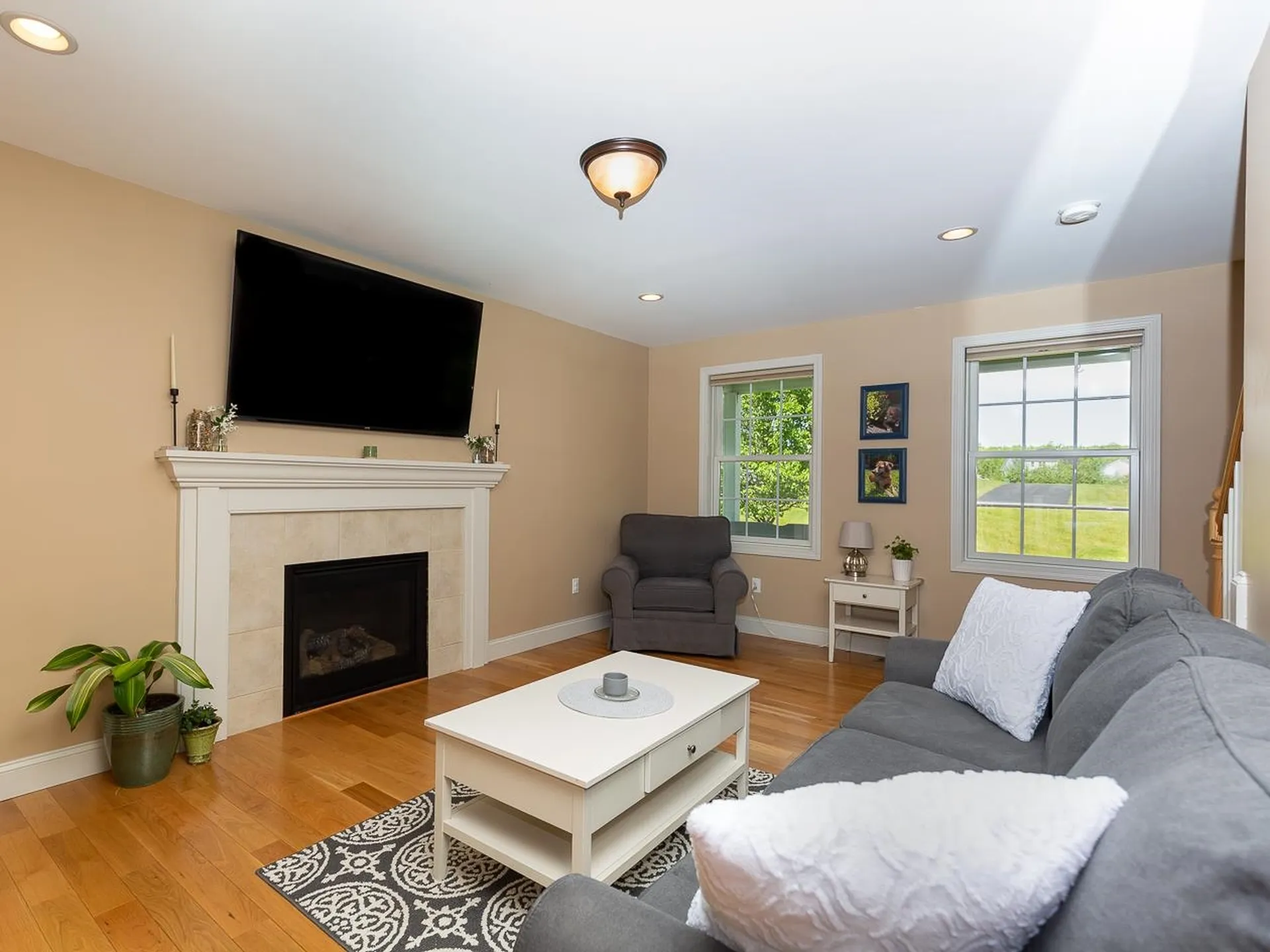 11 Apple Way Epping NH 03042