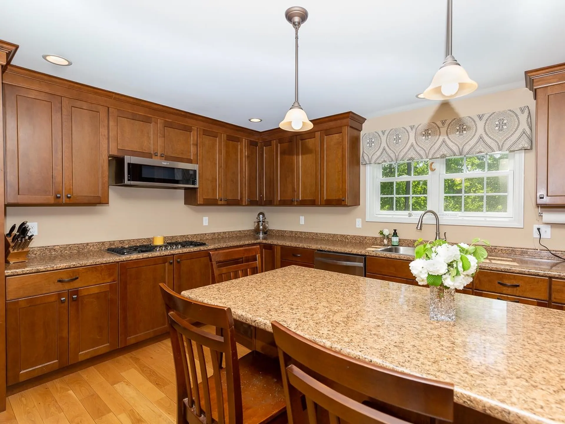 11 Apple Way Epping NH 03042