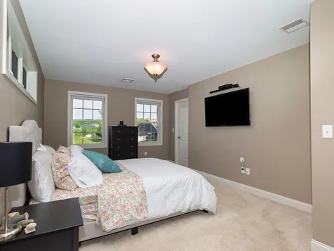 11 Apple Way Epping NH 03042