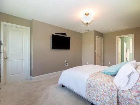 11 Apple Way Epping NH 03042