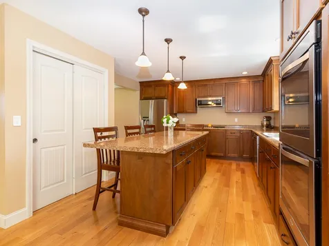 11 Apple Way Epping NH 03042