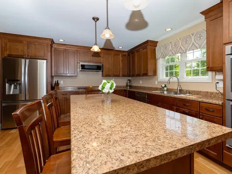 11 Apple Way Epping NH 03042