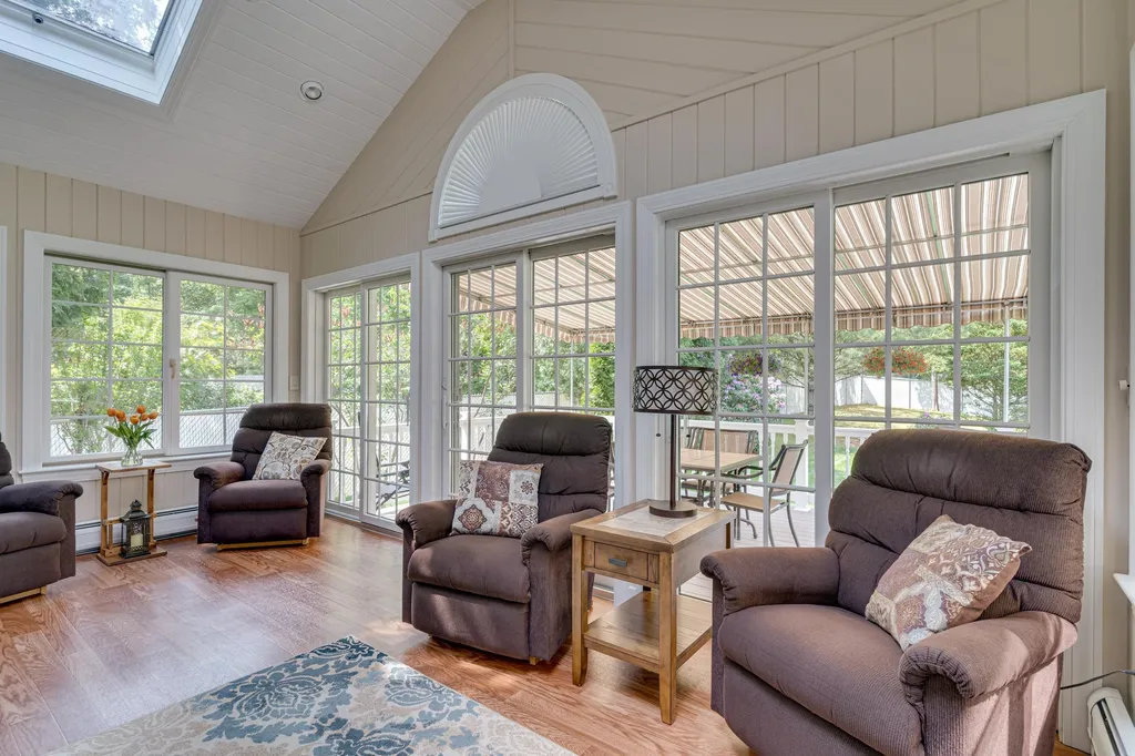 11 Pinewood Drive Somersworth NH 03878