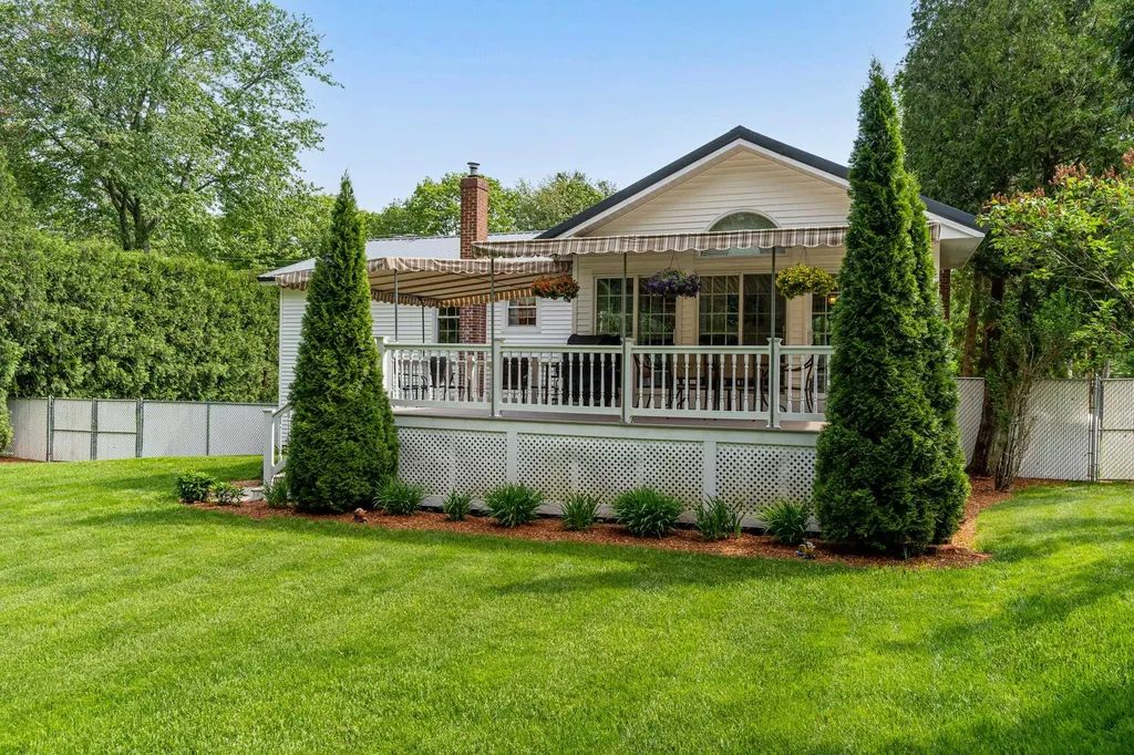 11 Pinewood Drive Somersworth NH 03878