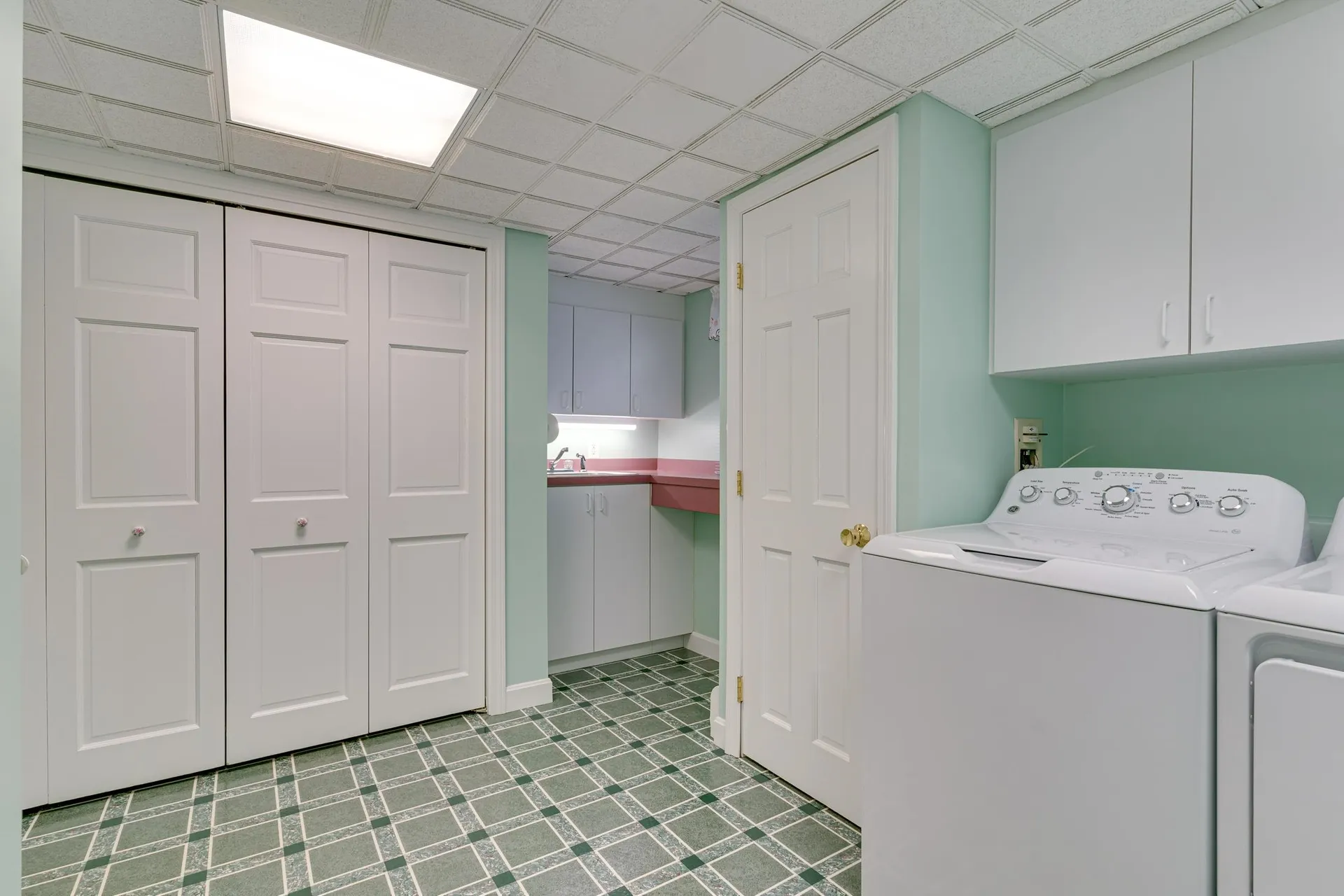 11 Pinewood Drive Somersworth NH 03878