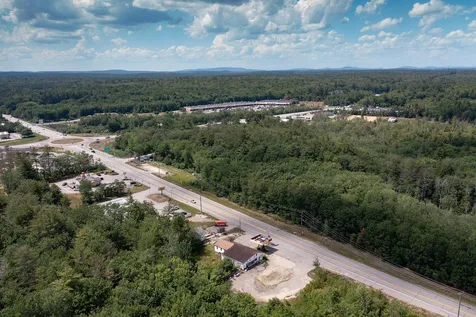 64 Concord Road Lee NH 03861