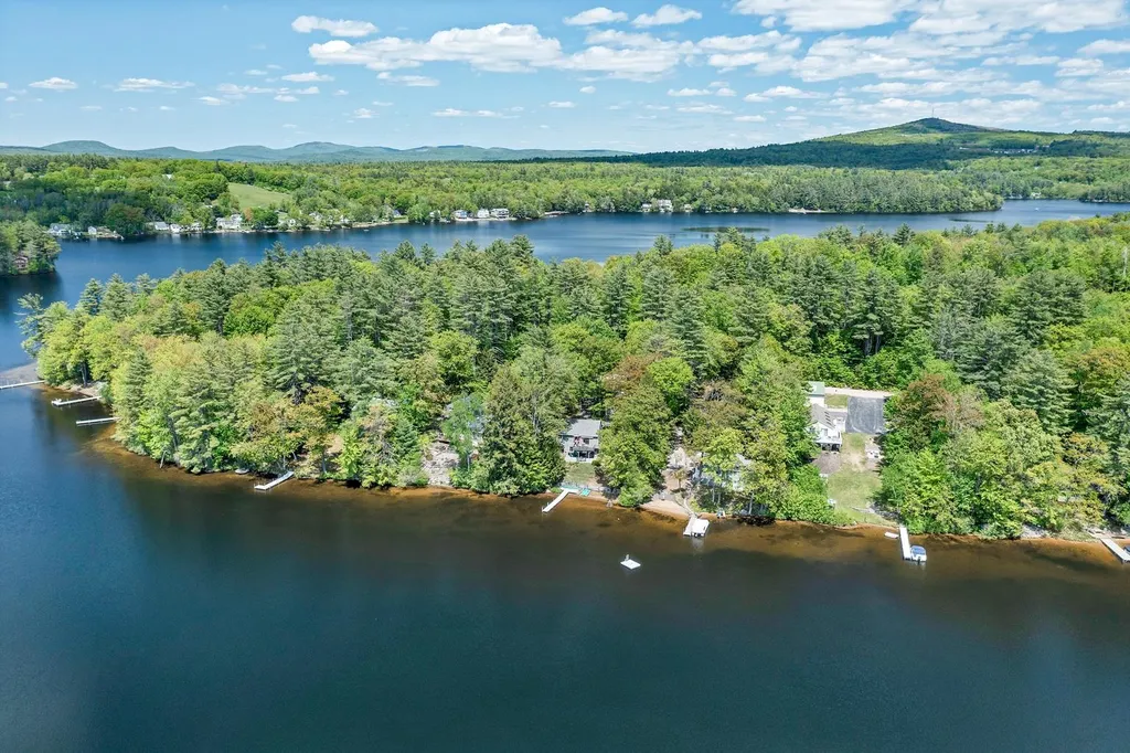 52 South Shore Drive Barnstead NH 03225