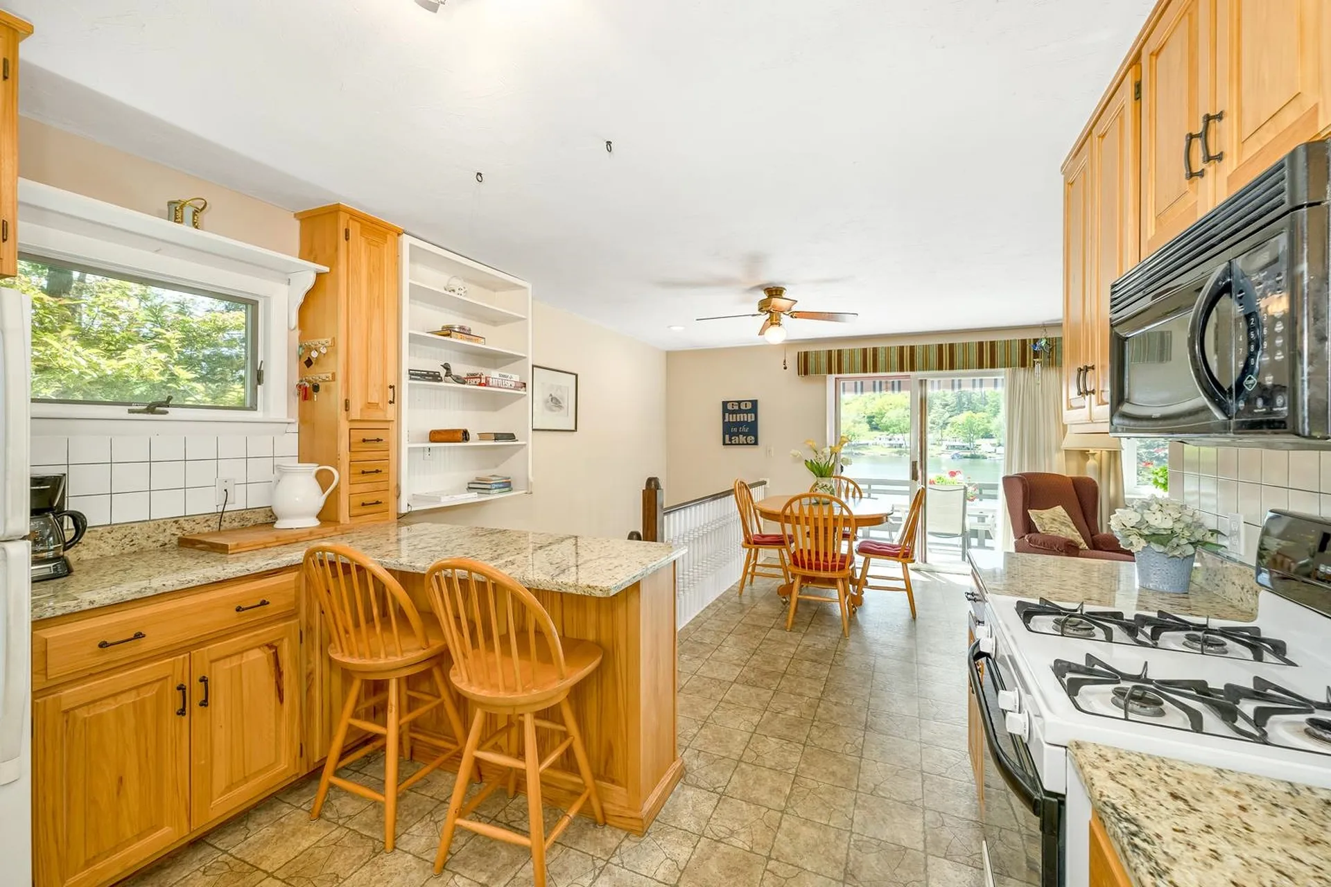 52 South Shore Drive Barnstead NH 03225