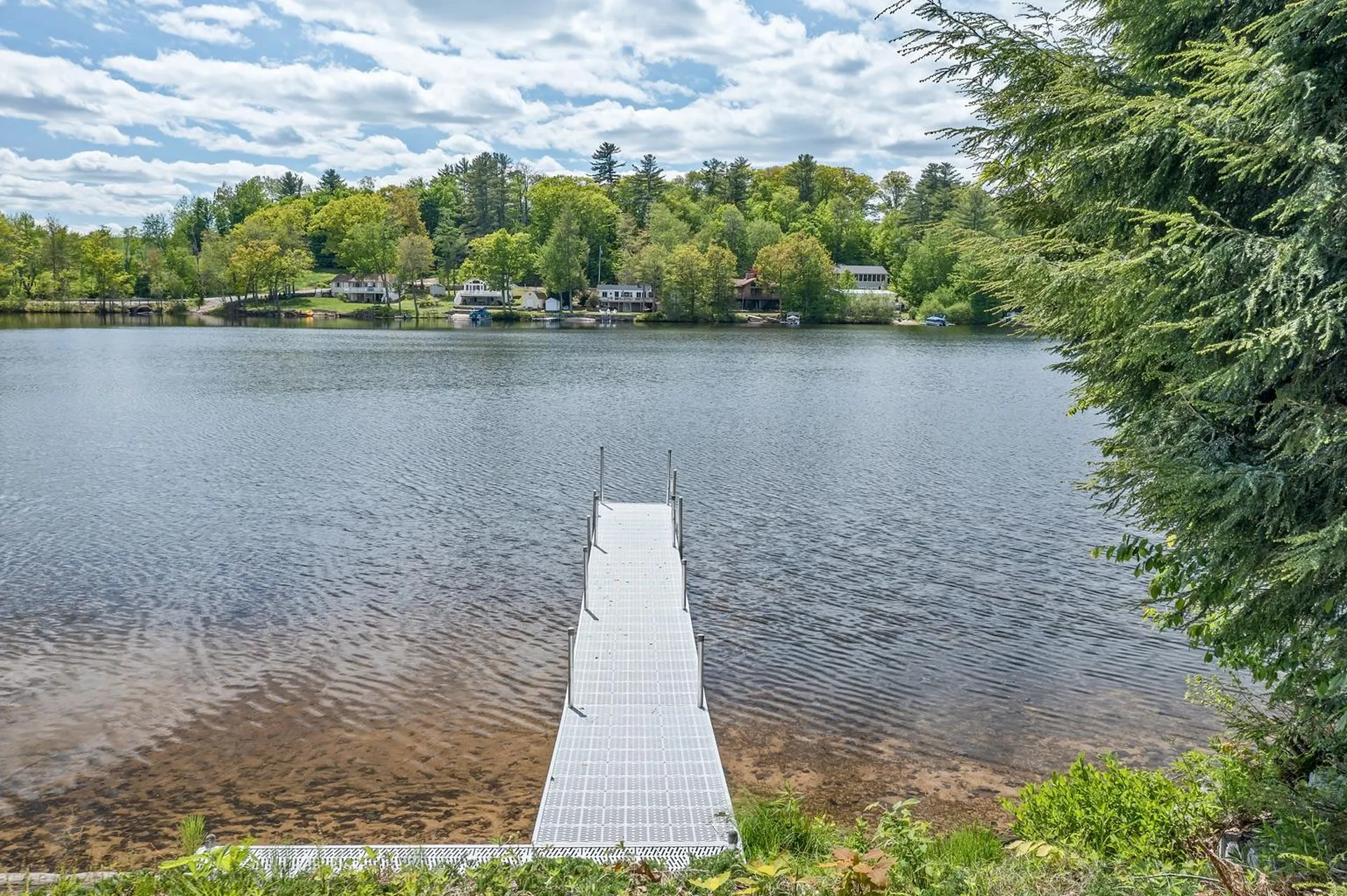 52 South Shore Drive Barnstead NH 03225