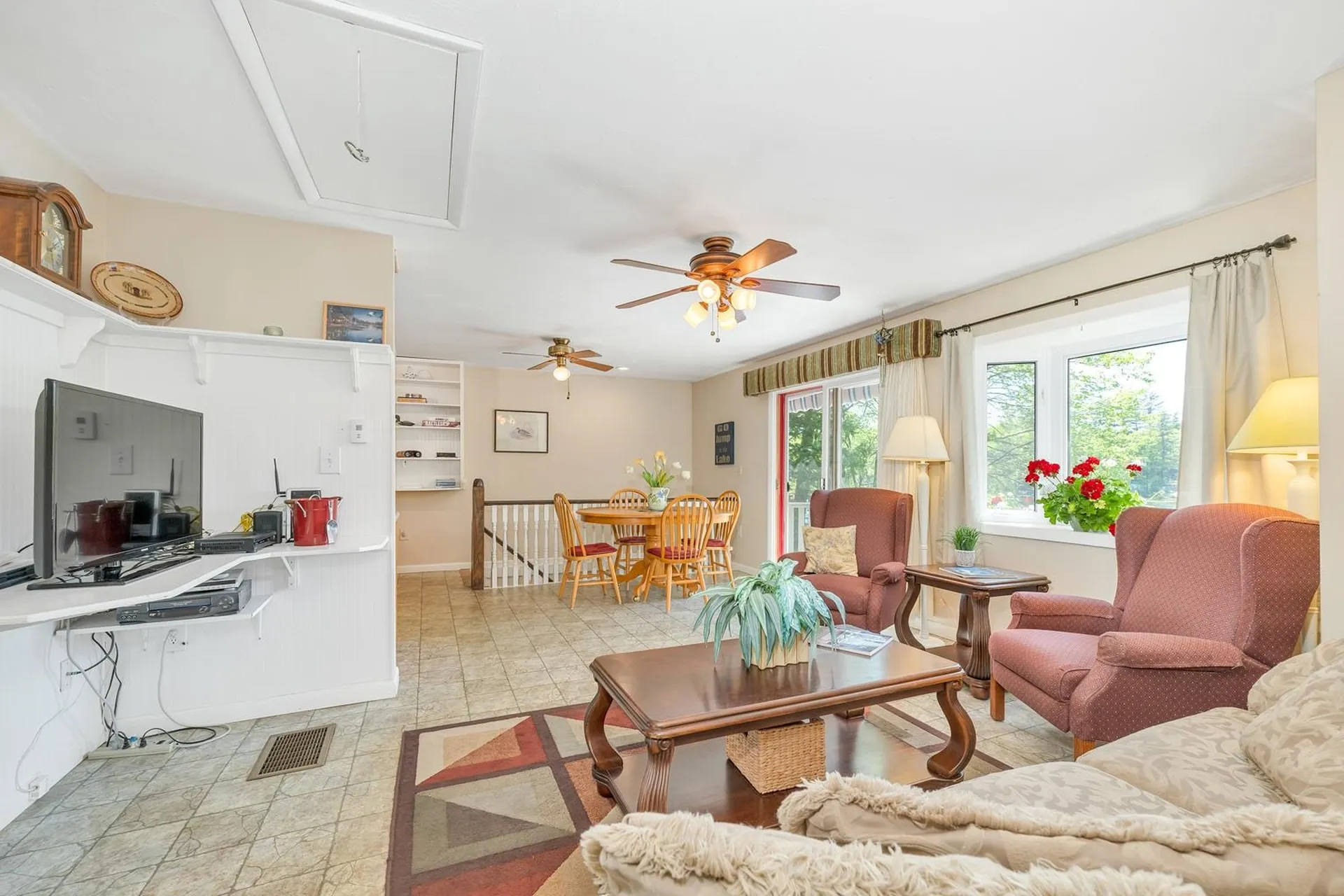 52 South Shore Drive Barnstead NH 03225