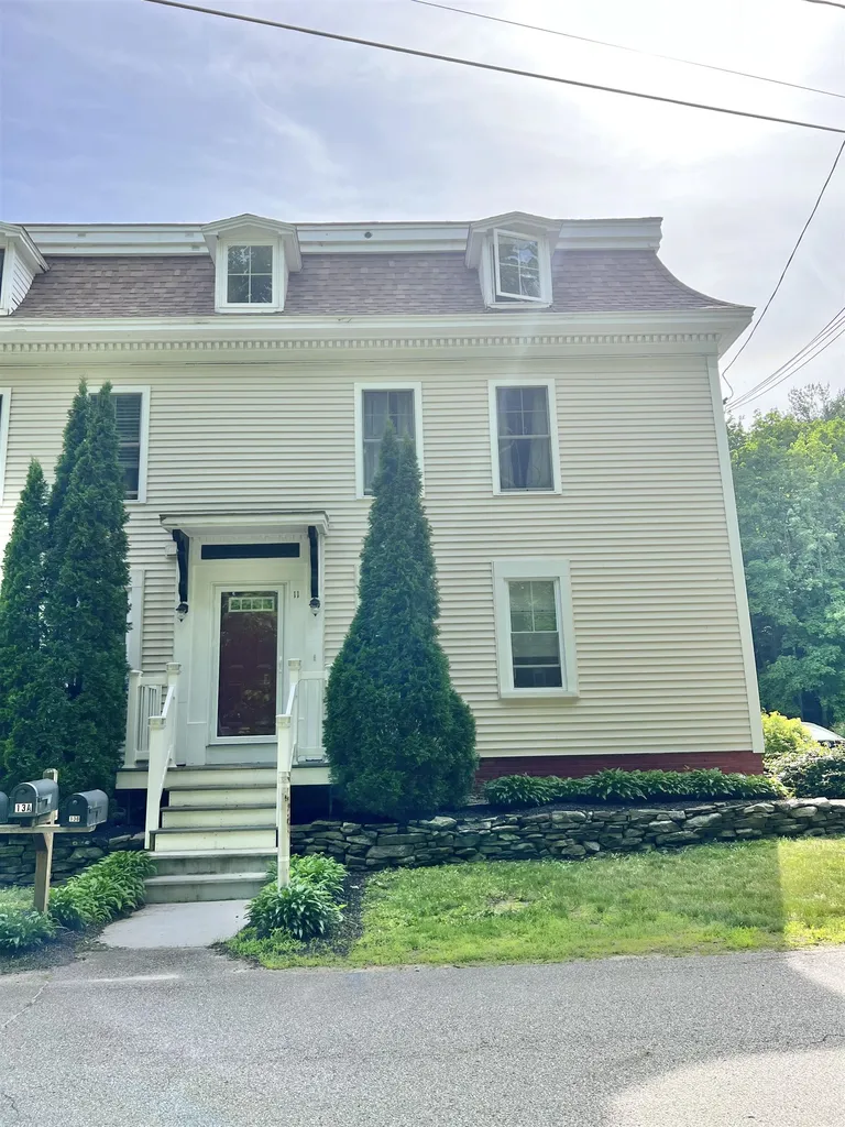 13 Snows Court Dover NH 03820