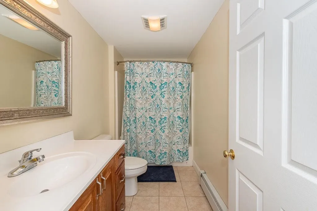 13 Snows Court Dover NH 03820