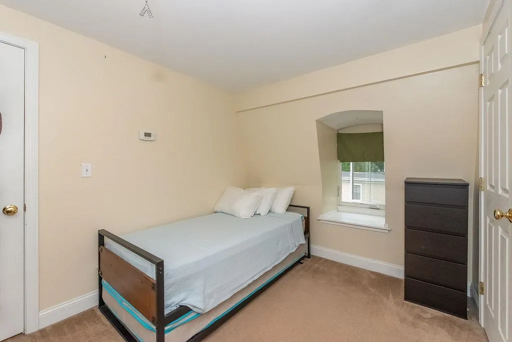 13 Snows Court Dover NH 03820