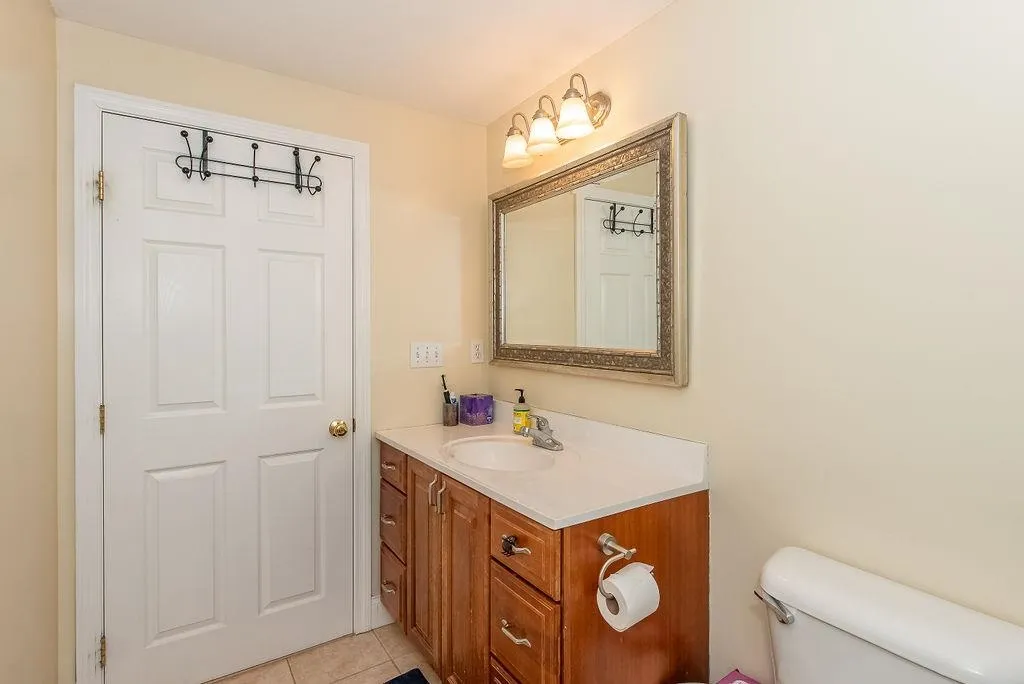 13 Snows Court Dover NH 03820