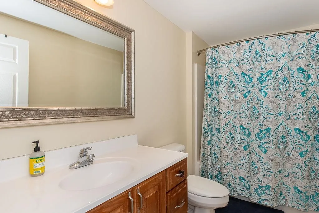 13 Snows Court Dover NH 03820