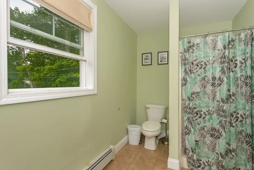13 Snows Court Dover NH 03820
