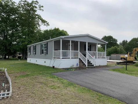 6 Peaceful Pines Circle Farmington NH 03835