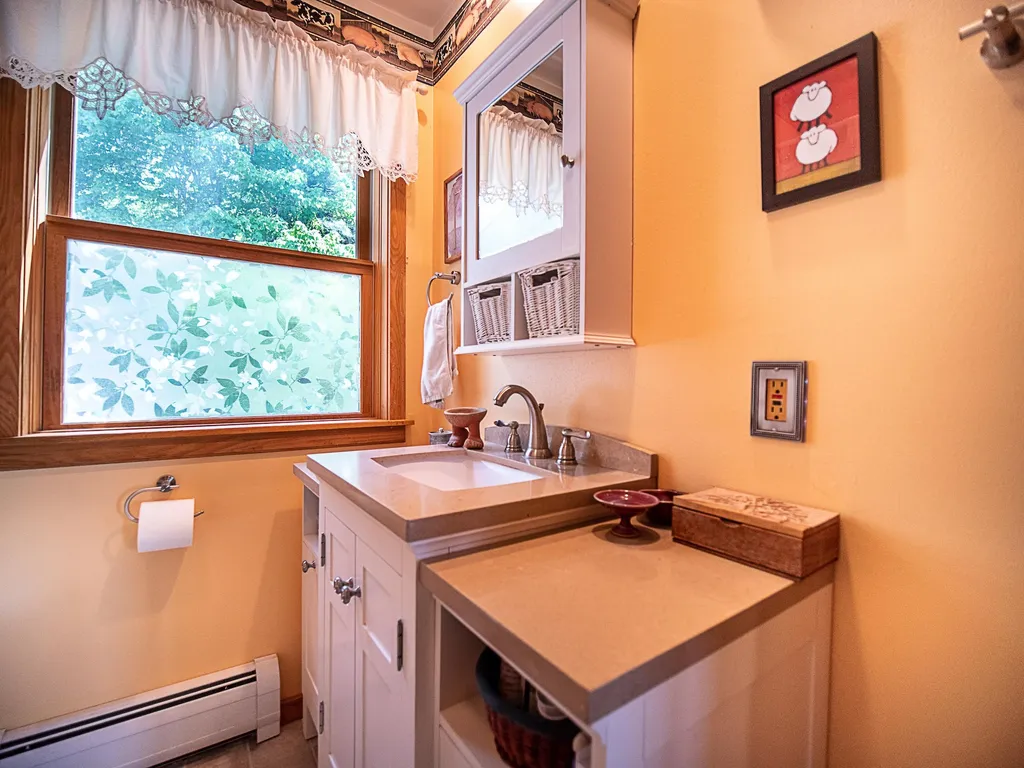 625 Browns Trace Road Jericho VT 05465