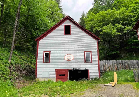 4401 Route 5 Barnet VT 05821
