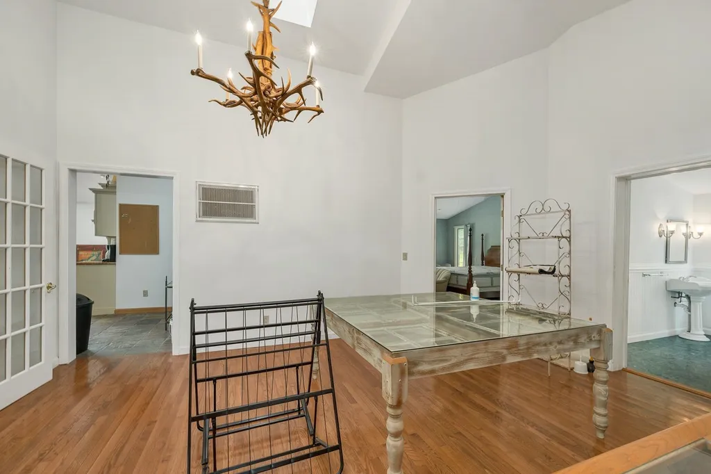 490 Wentworth Road Brookfield NH 03872
