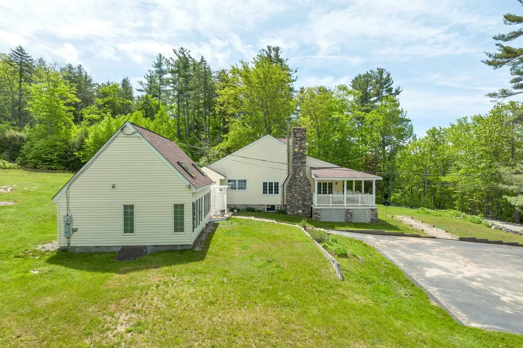 490 Wentworth Road Brookfield NH 03872