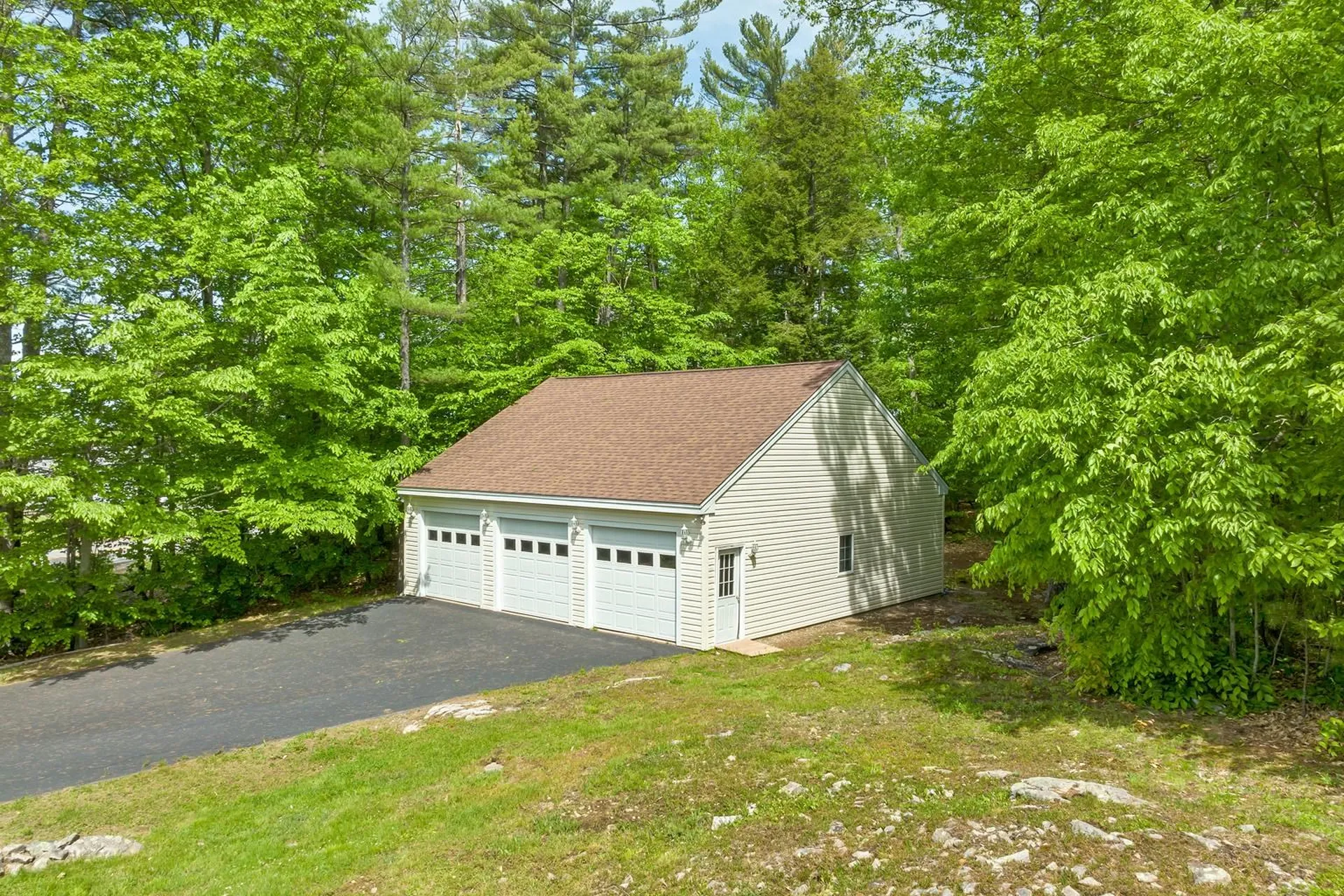 490 Wentworth Road Brookfield NH 03872