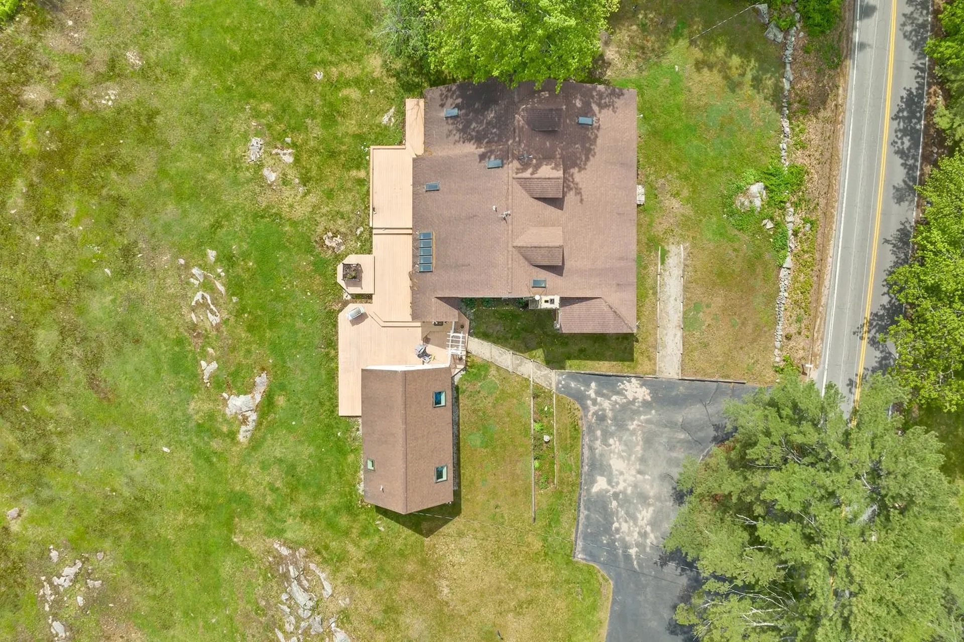490 Wentworth Road Brookfield NH 03872
