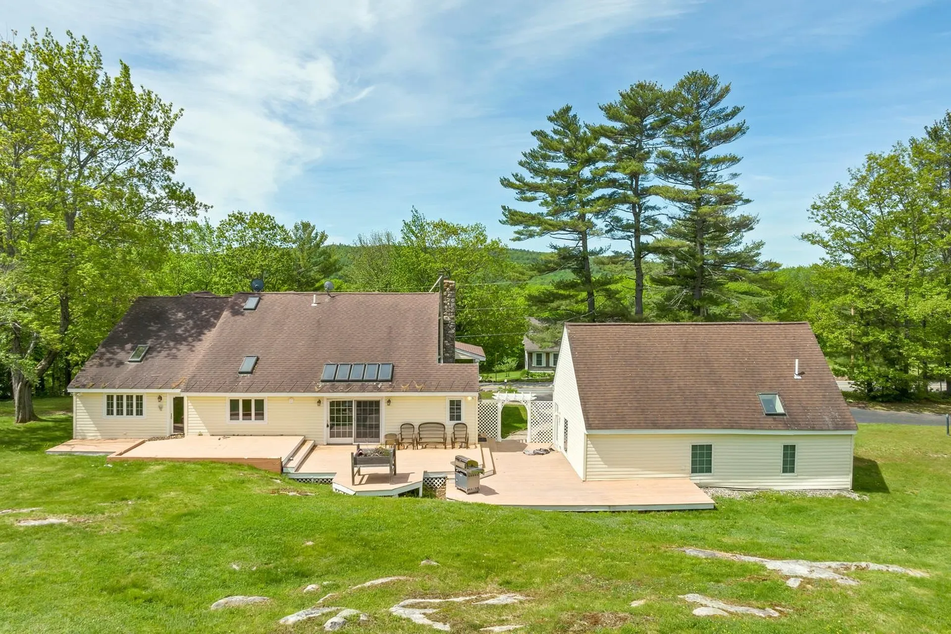 490 Wentworth Road Brookfield NH 03872