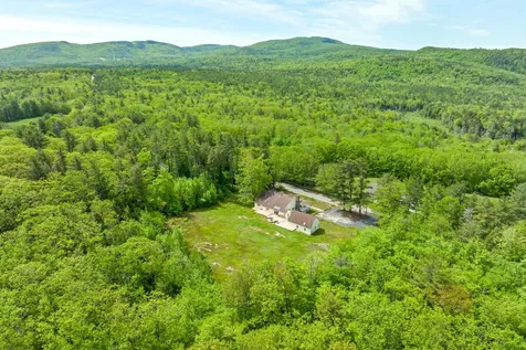 490 Wentworth Road Brookfield NH 03872