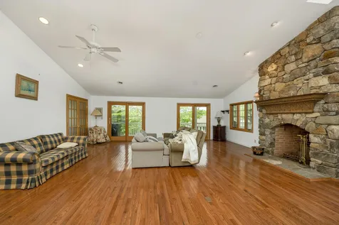 490 Wentworth Road Brookfield NH 03872