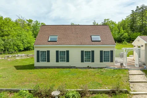 490 Wentworth Road Brookfield NH 03872