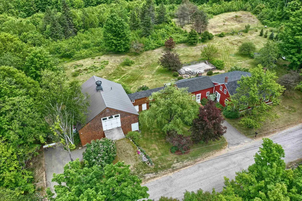 354 Shaker Road Northfield NH 03276